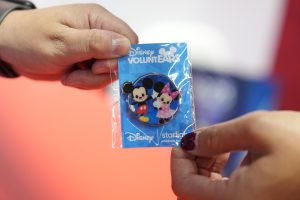 pin featuring Mickey and Minnie Mouse children's hospital artwork