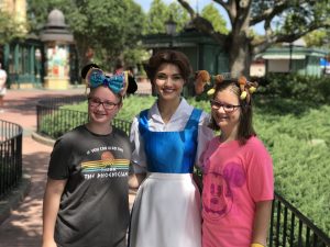 teenage Libby and Ella pose with Belle